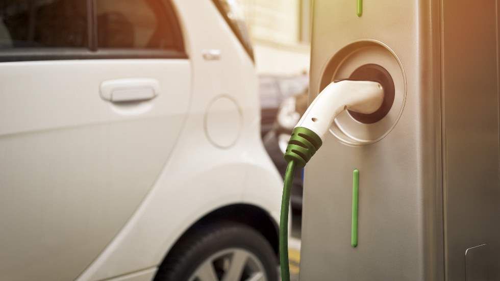Lo último sobre contaminación: los coches eléctricos emiten más CO2 que los diésel