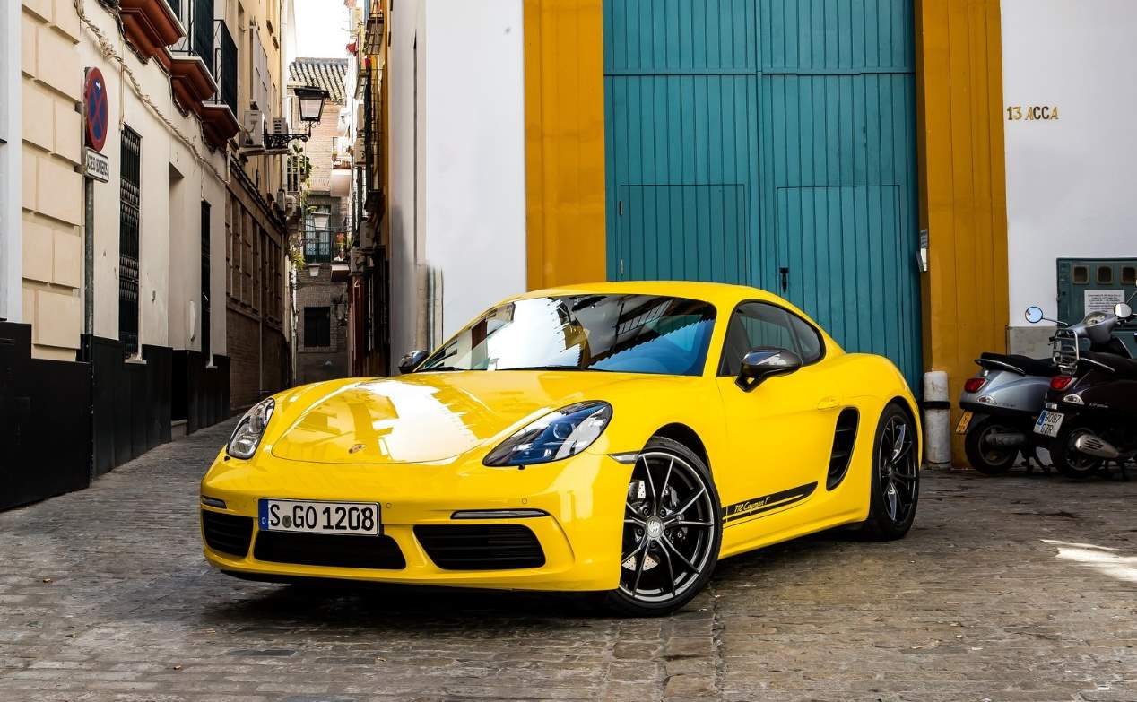 Versiones electrificadas para las nuevas generaciones de los Porsche Cayman y Boxster