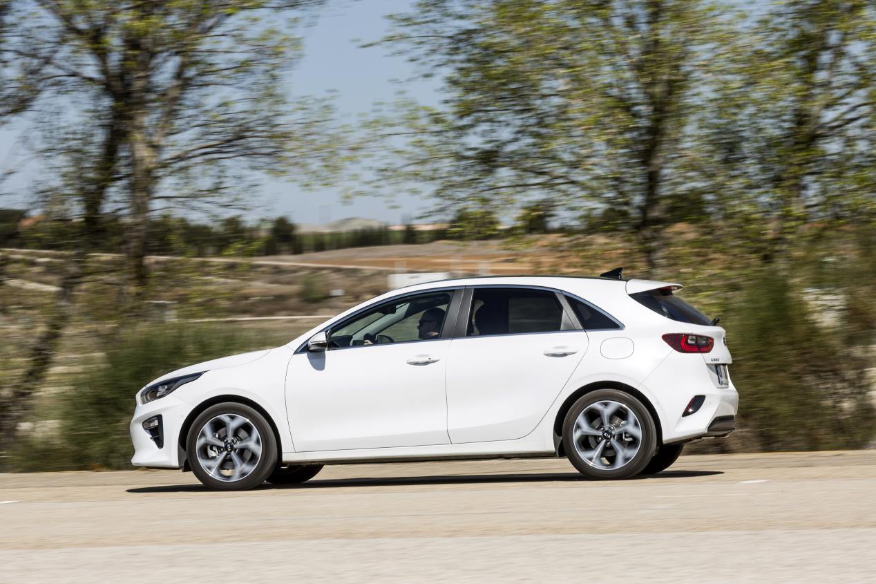 Comparativa: Hyundai i30 1.4 T-GDI vs Kia Ceed 1.4 T-GDI