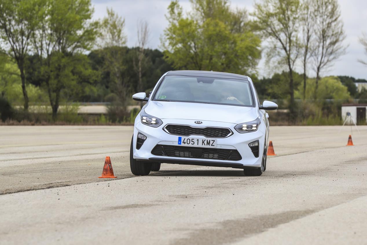 Comparativa: Hyundai i30 1.4 T-GDI vs Kia Ceed 1.4 T-GDI