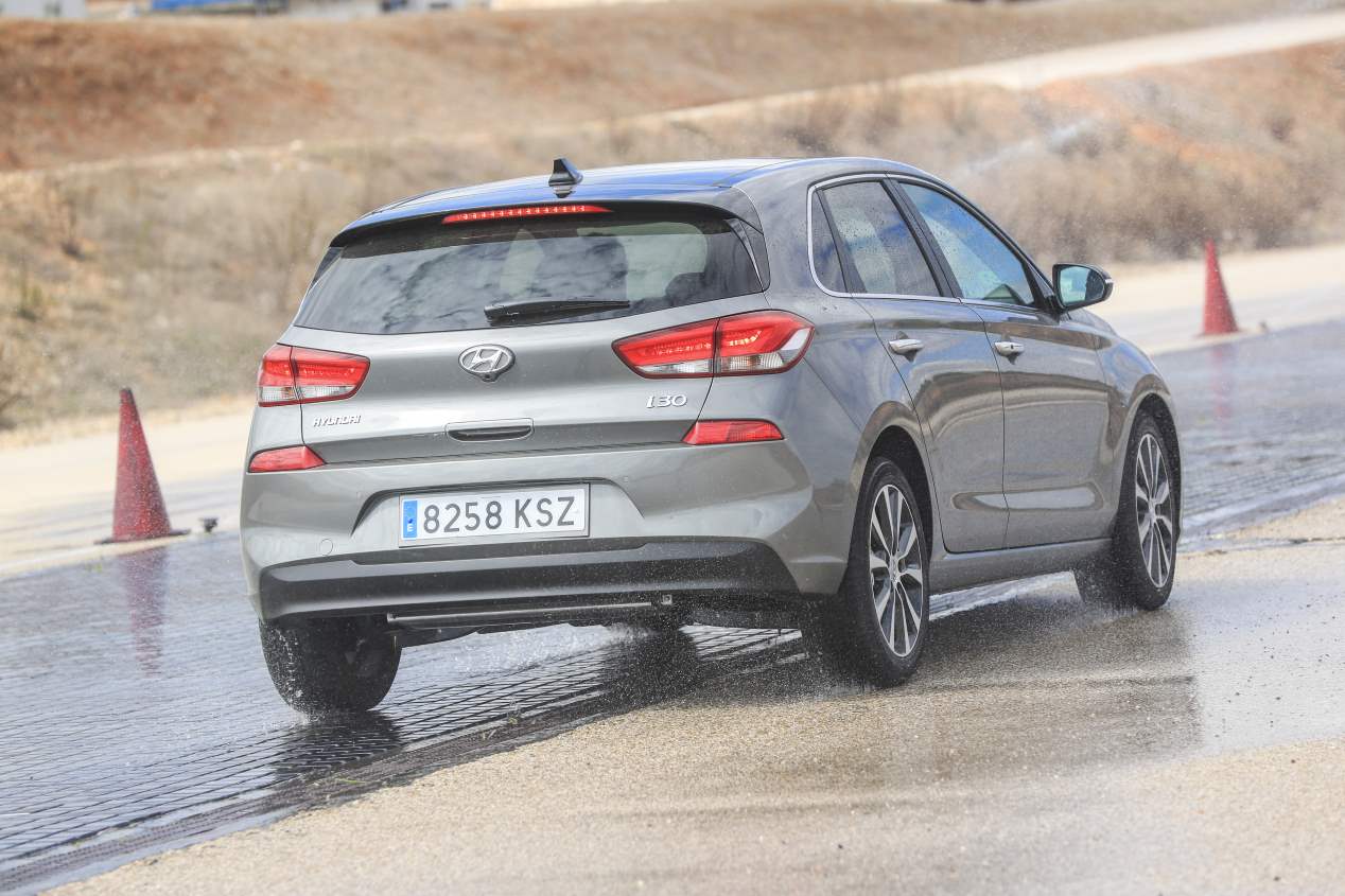 Comparativa: Hyundai i30 1.4 T-GDI vs Kia Ceed 1.4 T-GDI