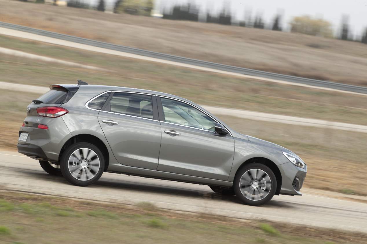Comparativa: Hyundai i30 1.4 T-GDI vs Kia Ceed 1.4 T-GDI
