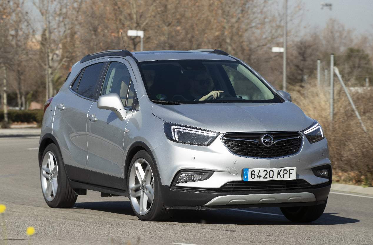 Comparativa: Opel Mokka X GLP vs Toyota C-HR