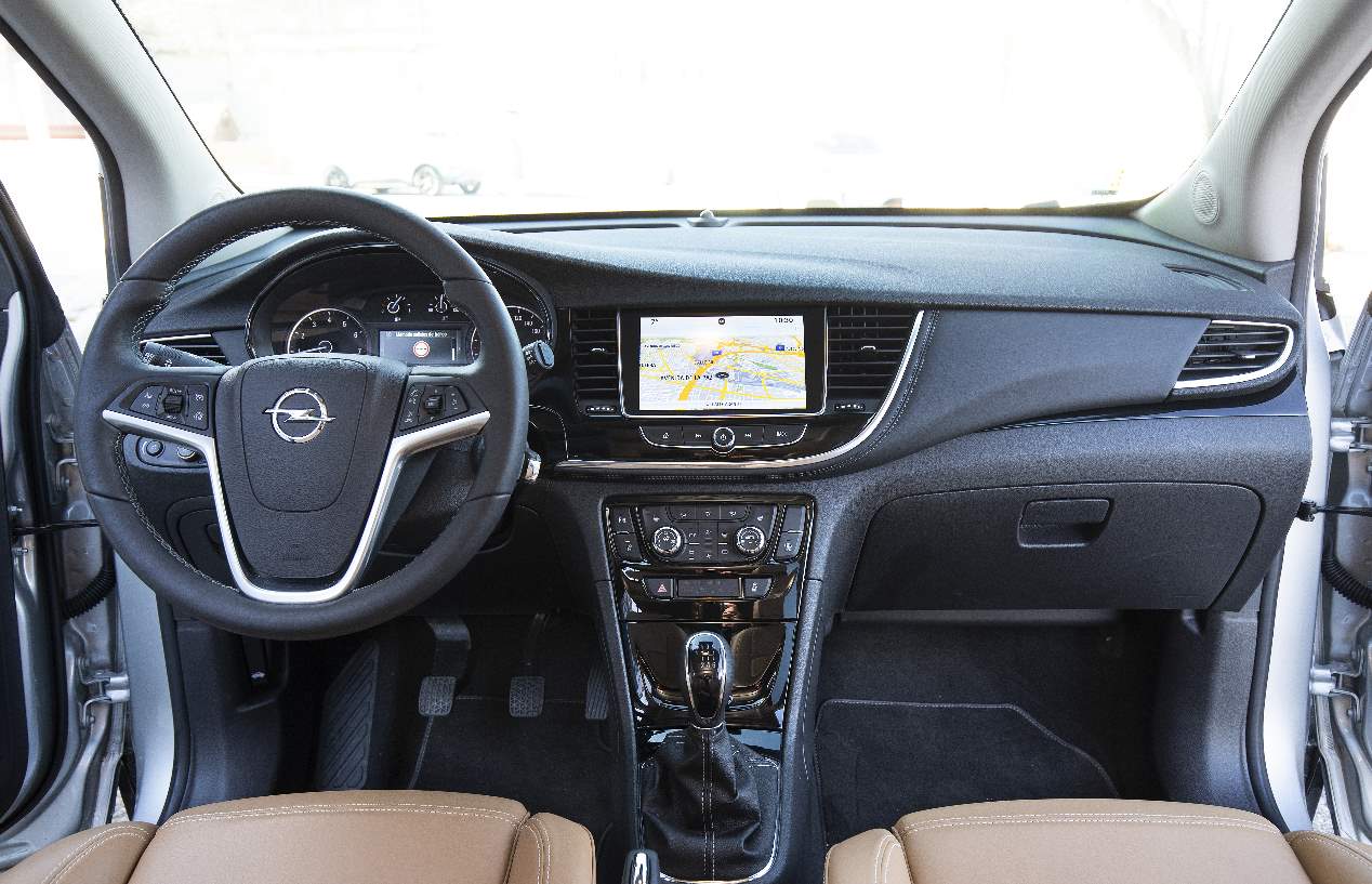 Comparativa: Opel Mokka X GLP vs Toyota C-HR