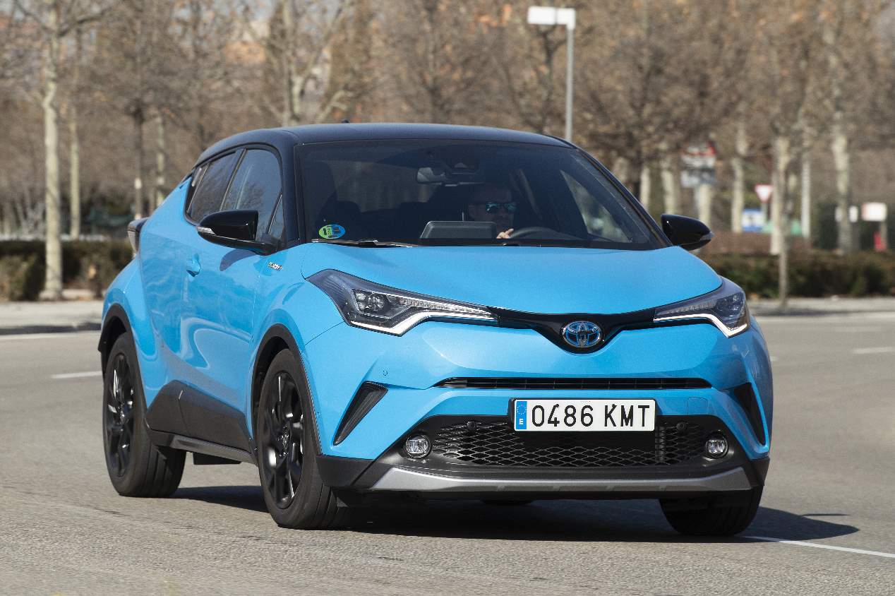 Comparativa: Opel Mokka X GLP vs Toyota C-HR