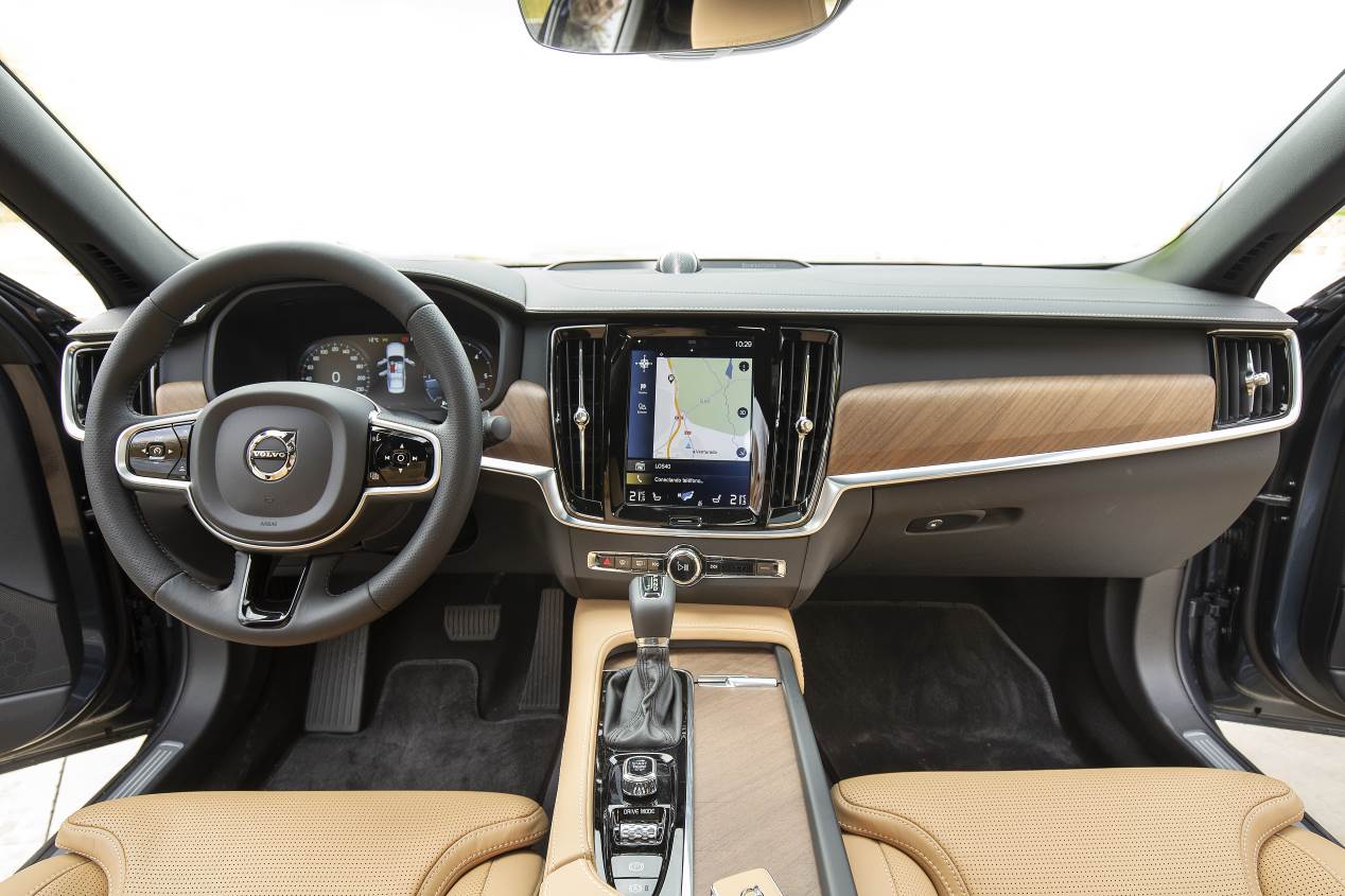 Comparativa BMW 620d Gran Turismo vs Volvo S90 D4