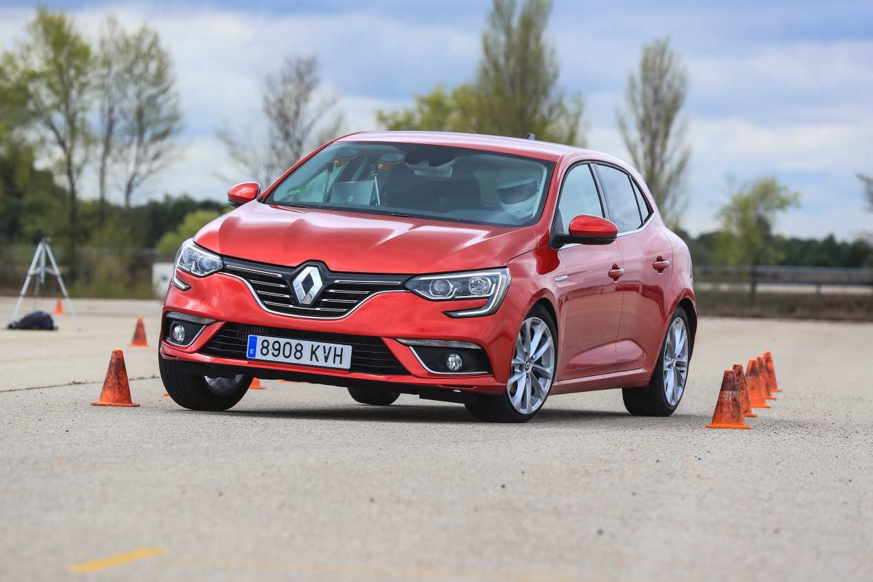 Comparativa: Seat León, Renaul Mégane, Mazda 3, Opel Astra, Ford Focus, Hyundai i30, Kia Ceed y Toyota Corolla