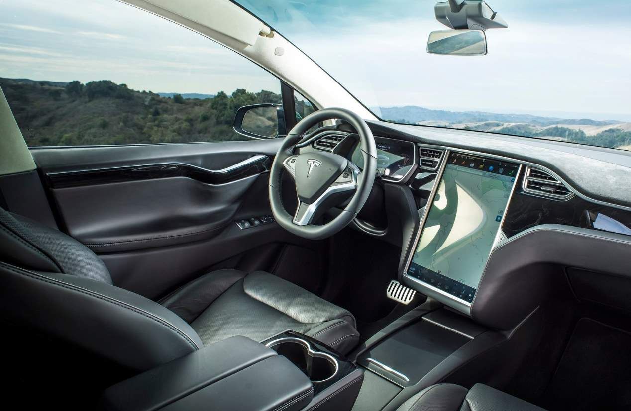 Los nuevos Tesla Model S, Model 3 y Model X, en el Automobile de Barcelona 2019