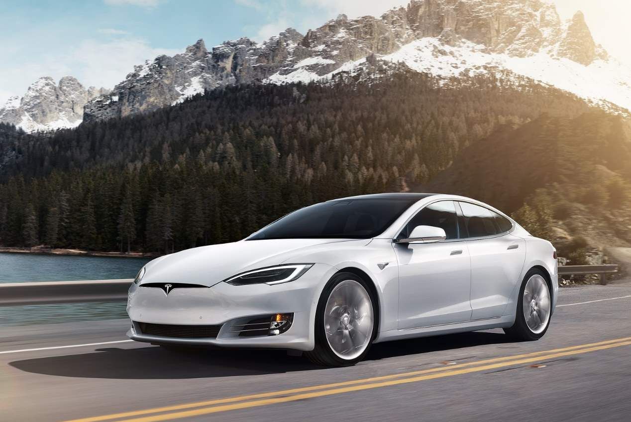 Los nuevos Tesla Model S, Model 3 y Model X, en el Automobile de Barcelona 2019