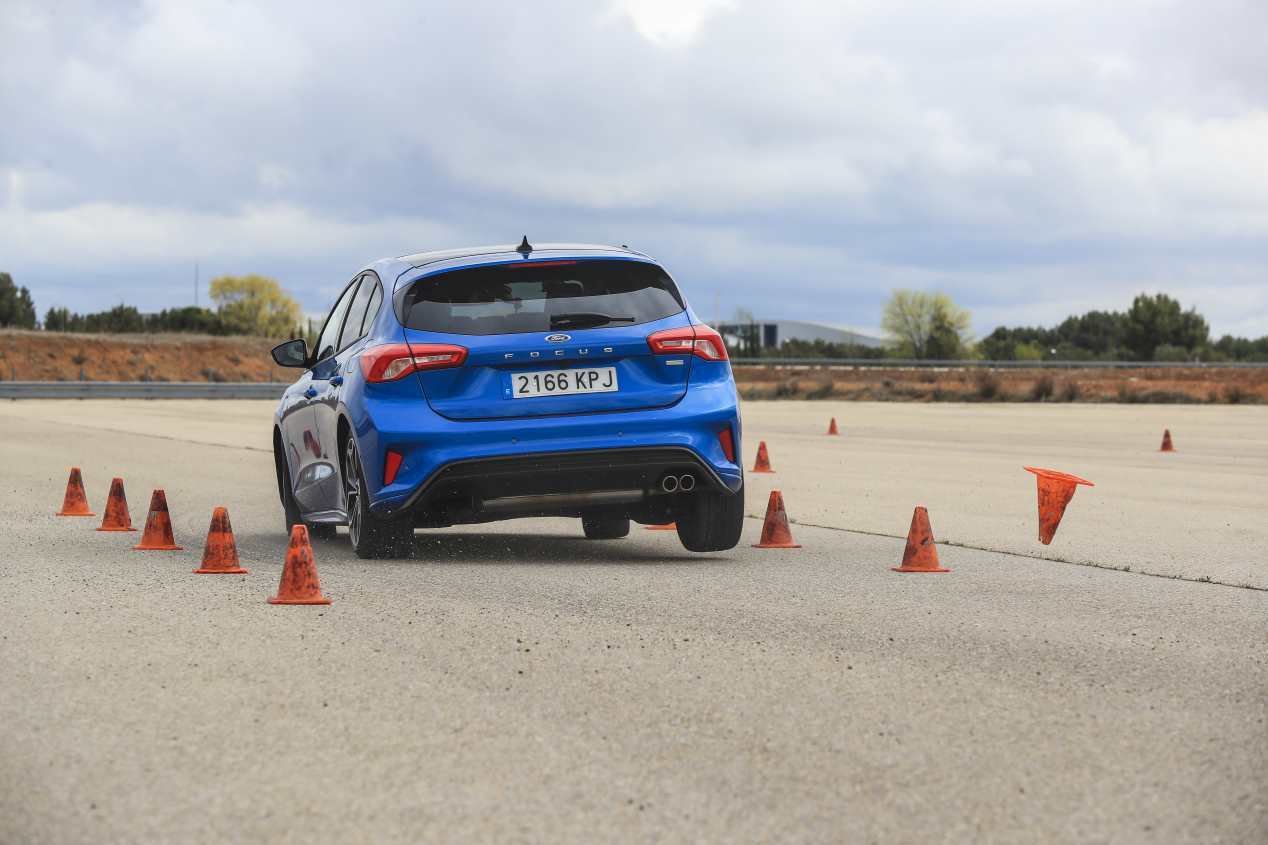 Comparativa: Seat León, Renaul Mégane, Mazda 3, Opel Astra, Ford Focus, Hyundai i30, Kia Ceed y Toyota Corolla