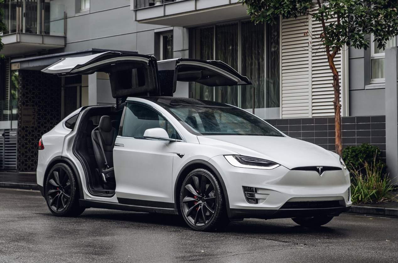 Los nuevos Tesla Model S, Model 3 y Model X, en el Automobile de Barcelona 2019
