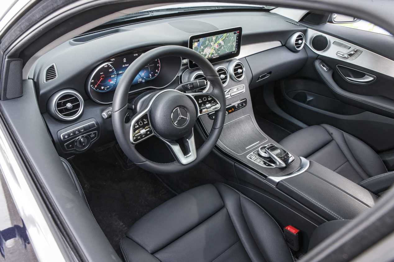 Comparativa: BMW 320d vs Mercedes C 220 d: