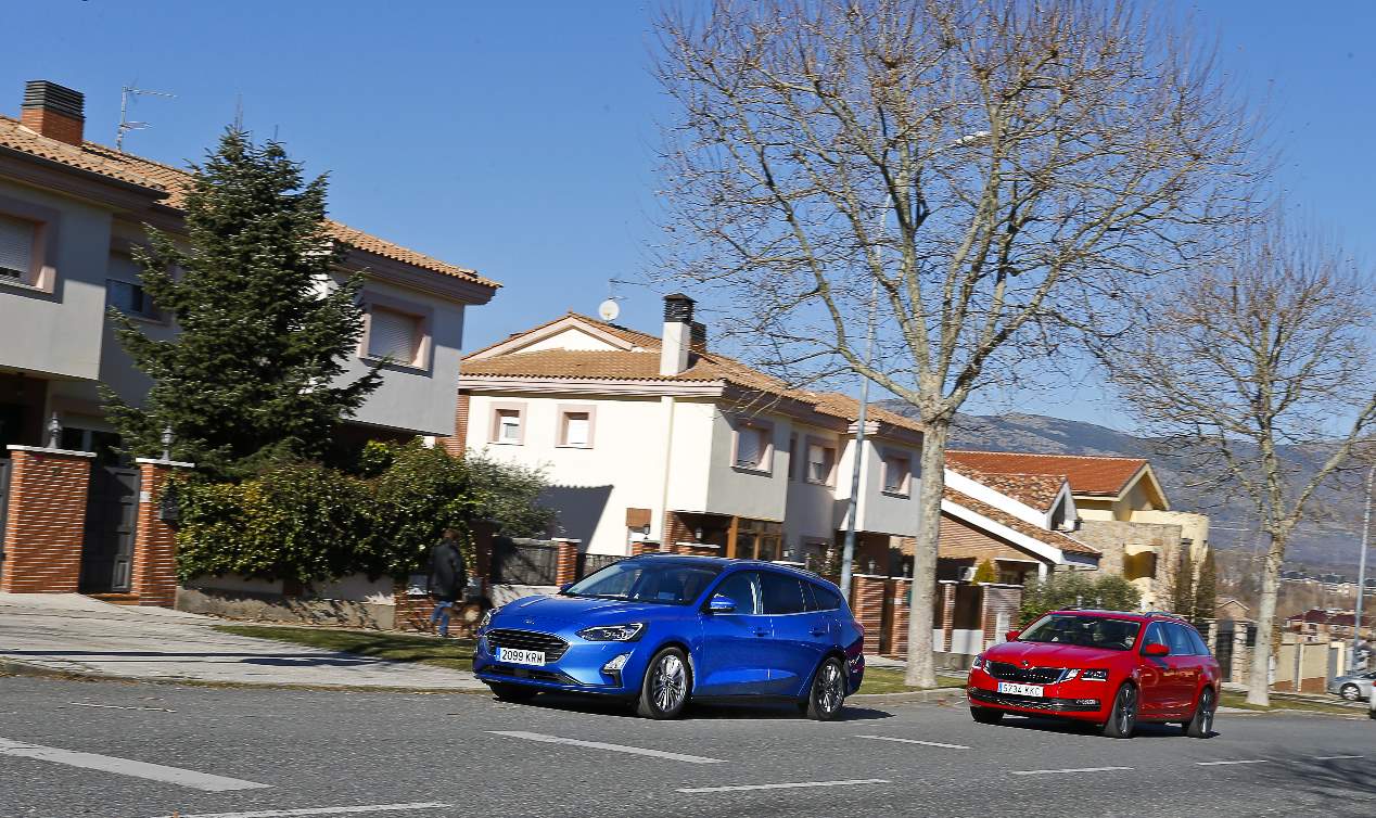 Ford Focus Sportbreak Ecoblue vs Skoda Octavia Combi: ¿qué familiar diésel es mejor?