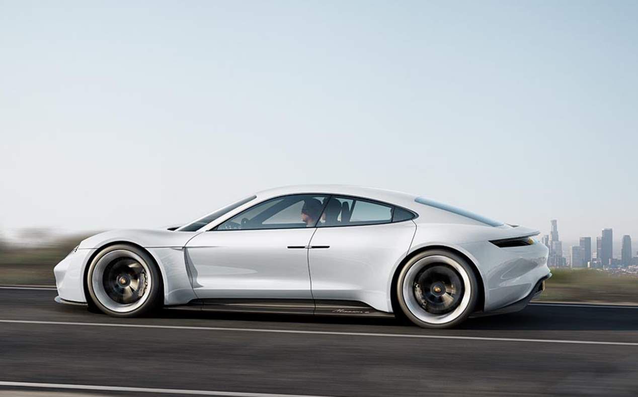 Los eléctricos VW ID.3, Seat el-Born, Porsche Taycan, Audi e-tron... en fotos