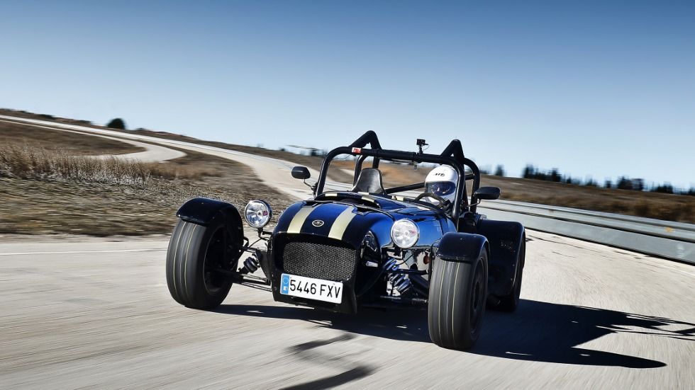 Garbi Mk1: probamos este deportivo español… ¿o moto de 4 ruedas?