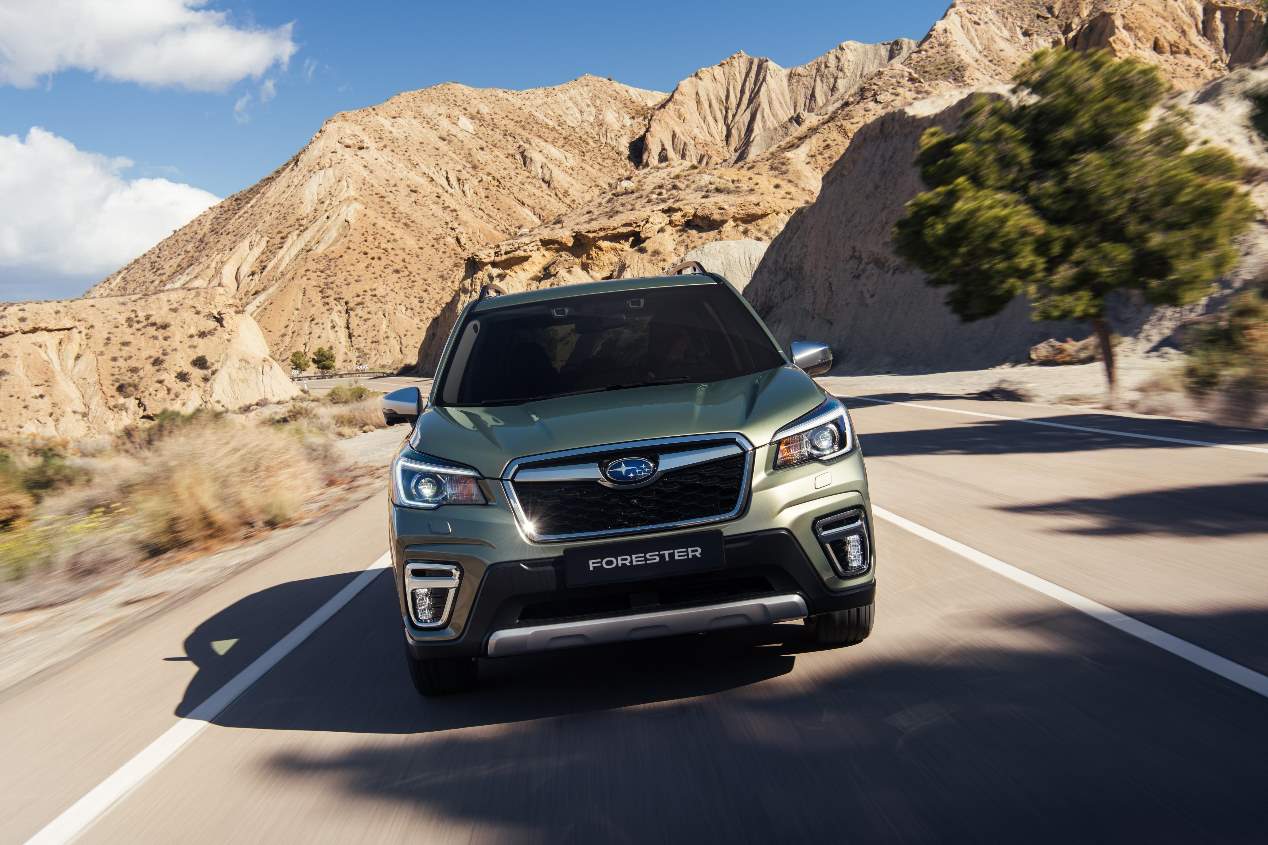 Los SUV híbridos Subaru Forester y XV Eco-Hybrid, en fotos