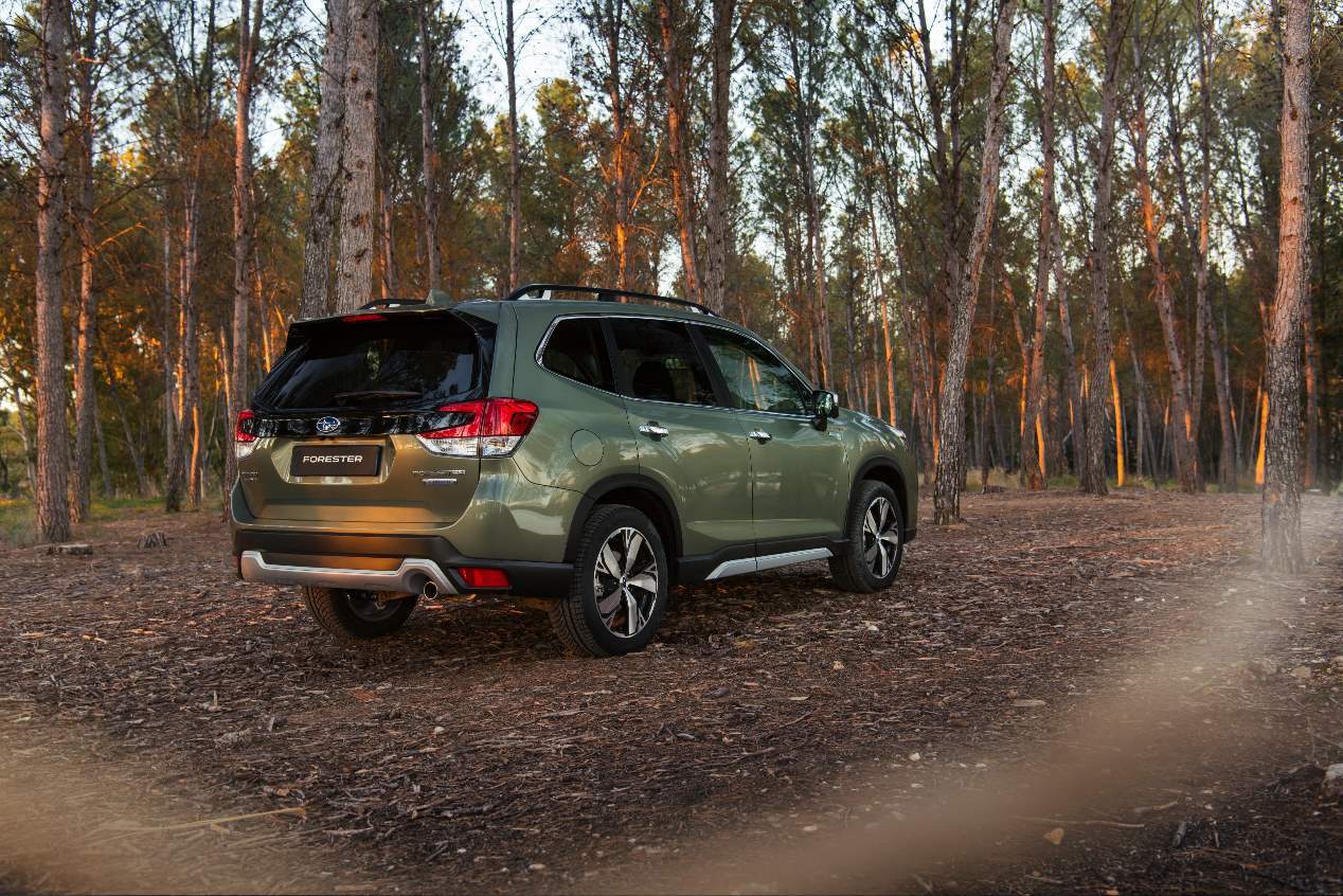 Los SUV híbridos Subaru Forester y XV Eco-Hybrid, en fotos