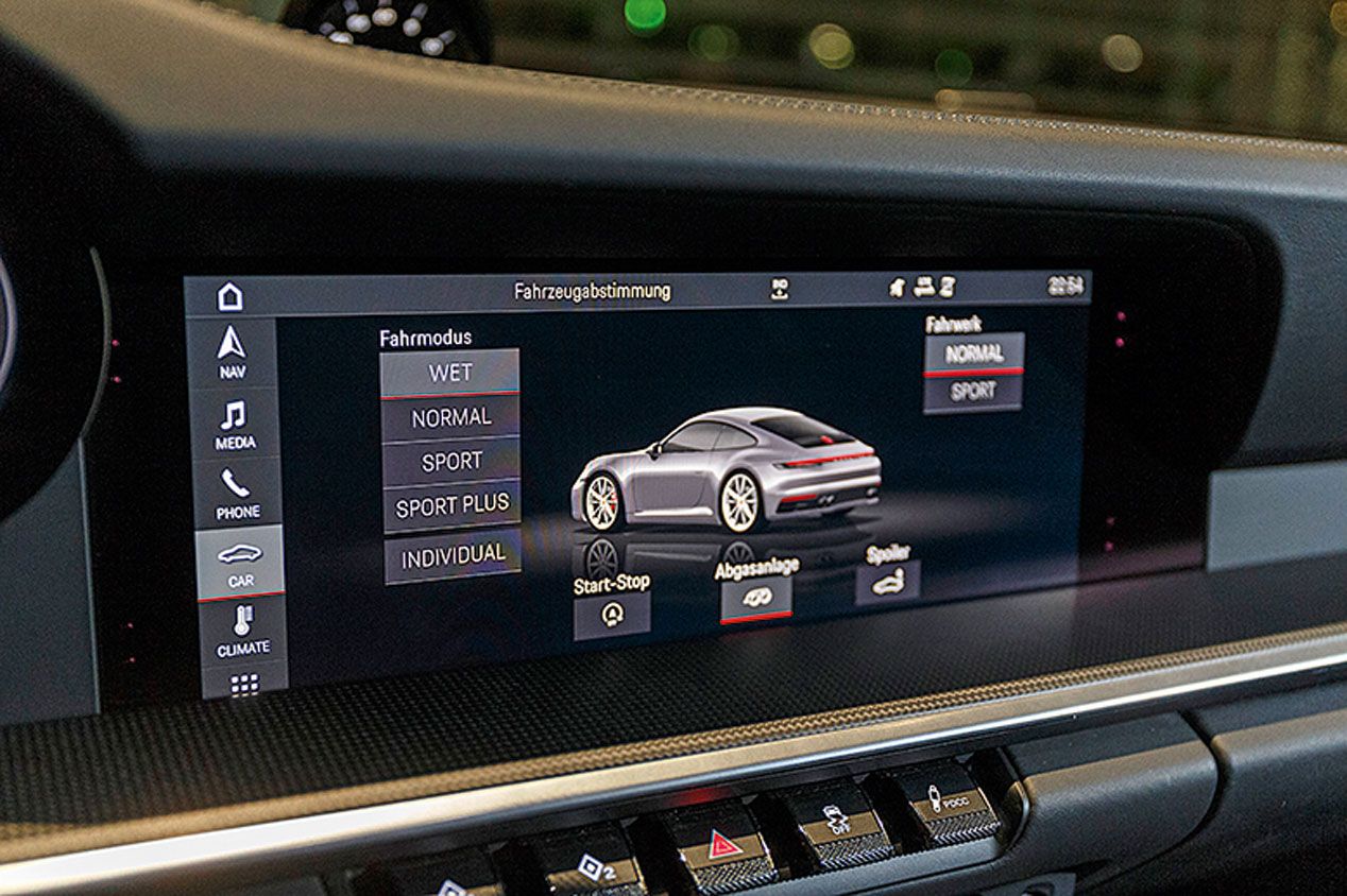 Porsche 911 Carrera 4S, el mito sigue siendo igual de divertido