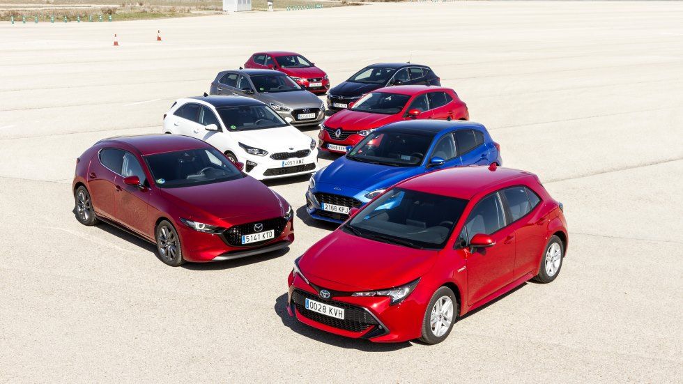 ¿El compacto más seguro? Test en pista: Mazda 3, Astra, León, Mégane, Focus, Corolla, Ceed e i30