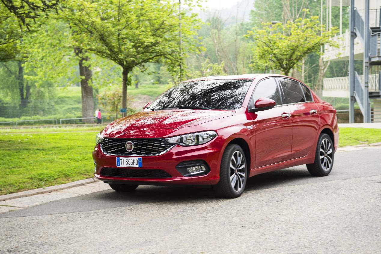 Los mejores coches, compactos y SUV por menos de 12.000 euros
