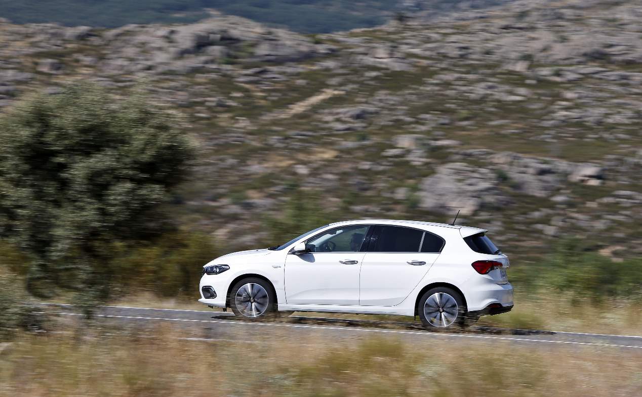 Los mejores coches, compactos y SUV por menos de 12.000 euros