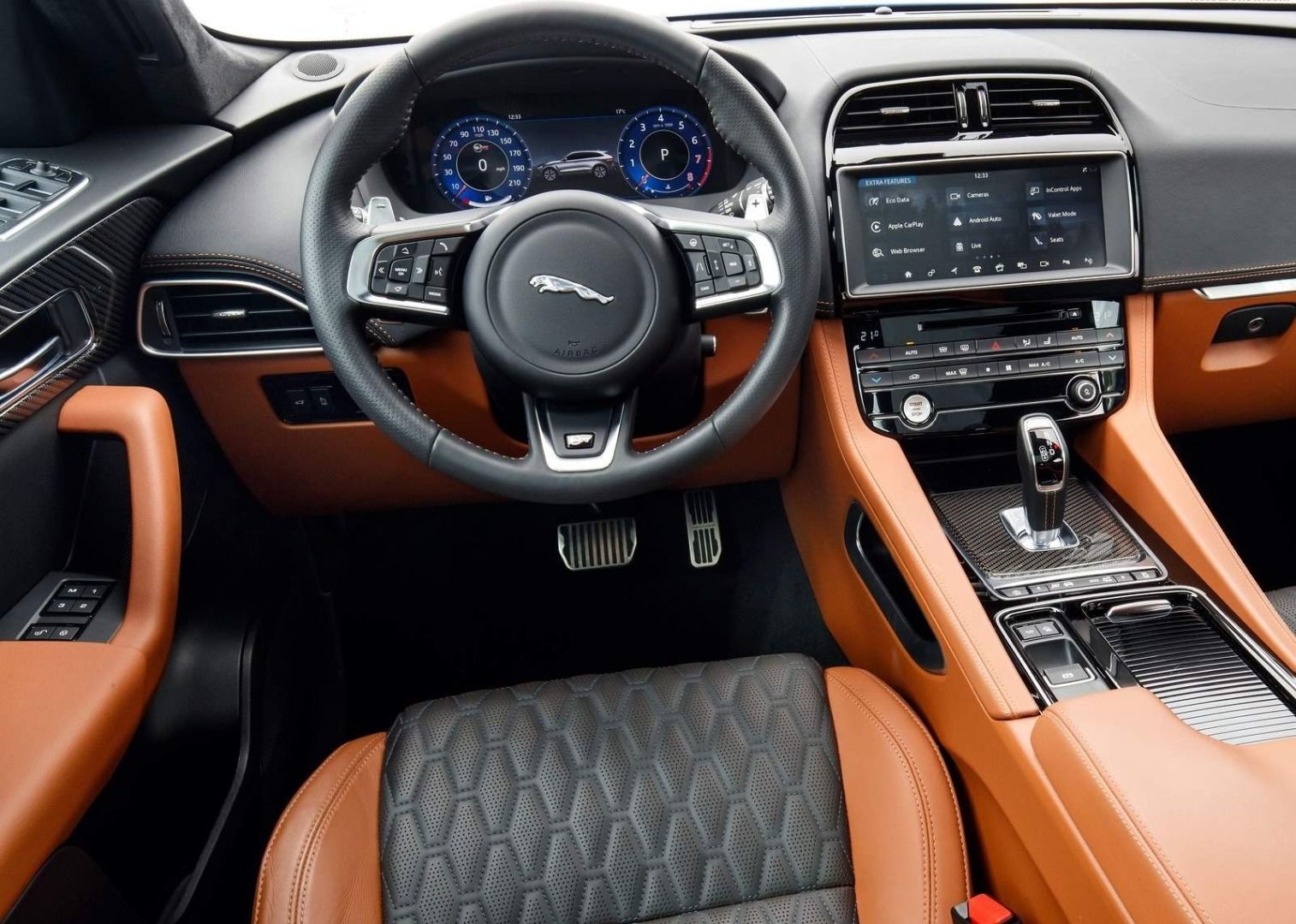El Jaguar F-Pace SVR, en fotos