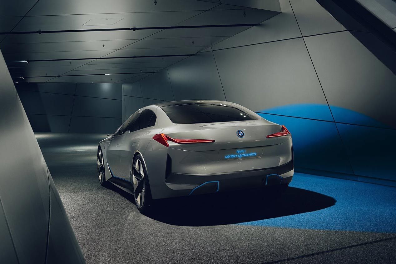 BMW tendrá hasta 13 modelos cien por cien eléctricos en 2025