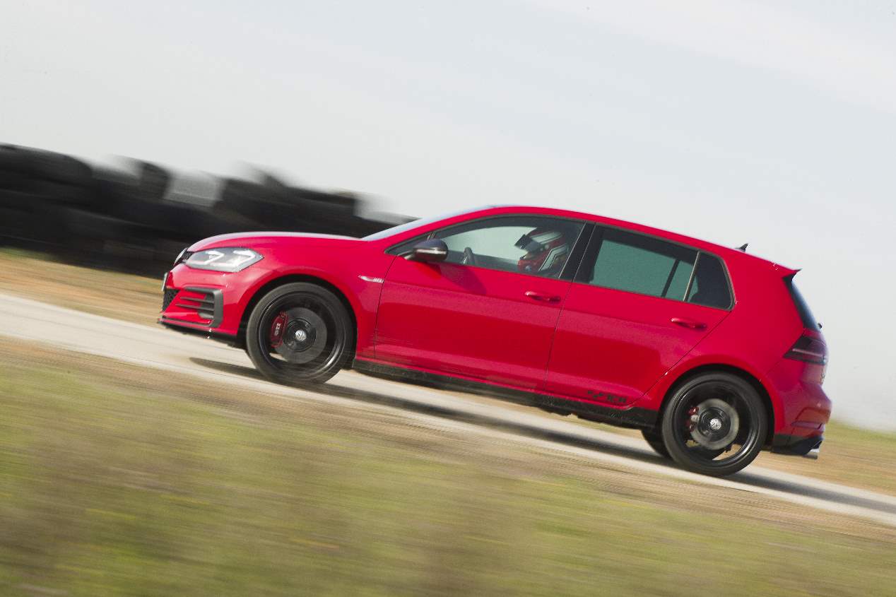 Prueba VW Golf GTI TCR: el Golf de tracción delantera más potente