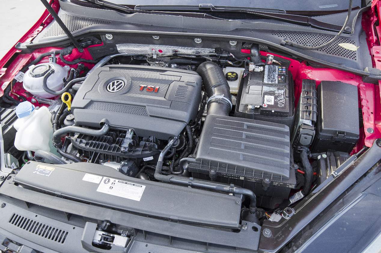 Prueba VW Golf GTI TCR: el Golf de tracción delantera más potente