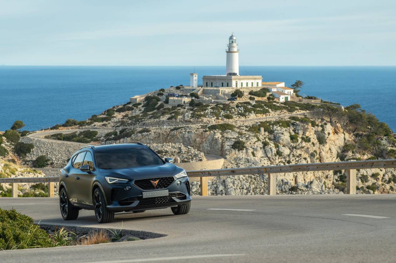Cupra Formentor: nuevas fotos del próximo SUV coupé compacto