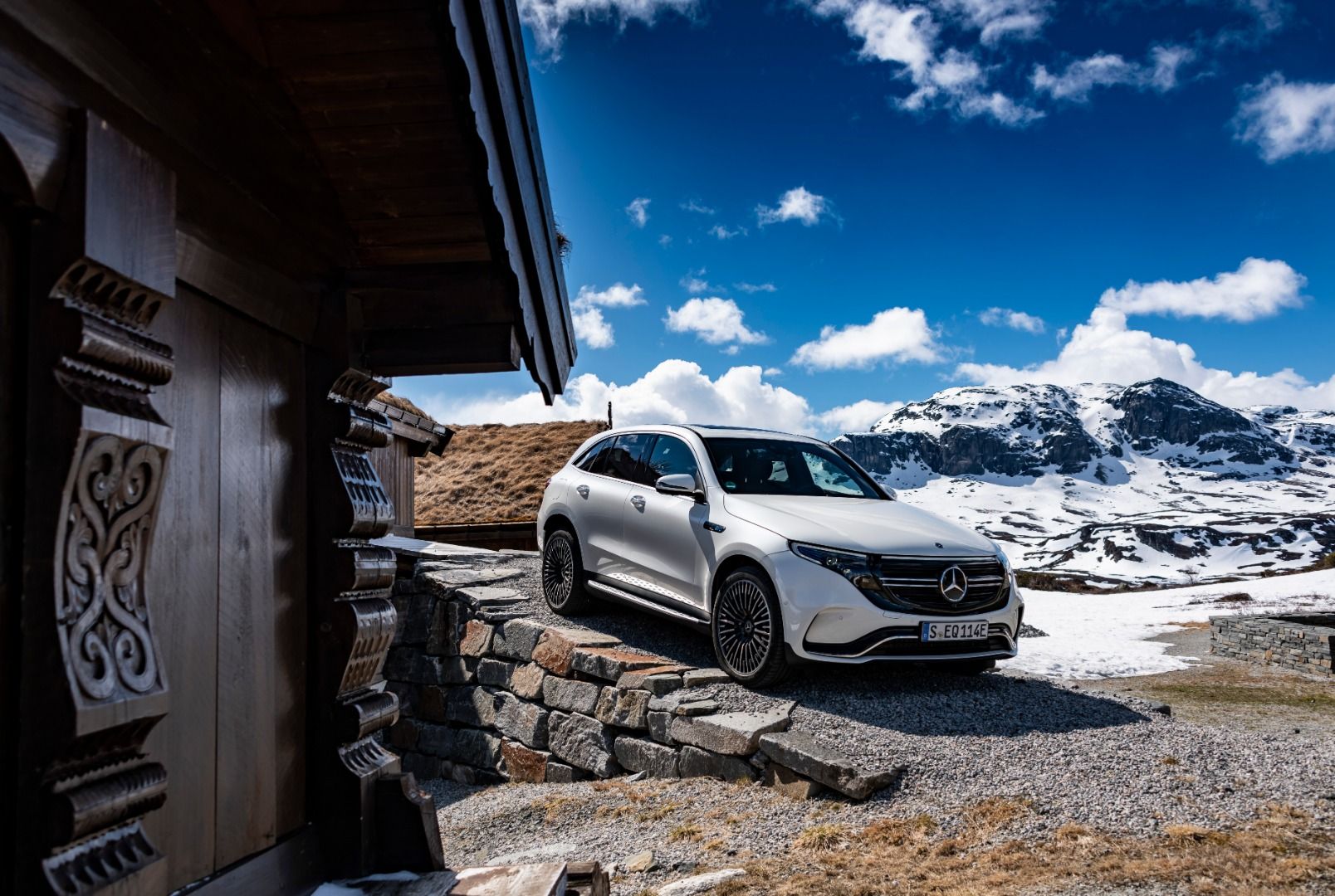 Mercedes Benz EQC 400