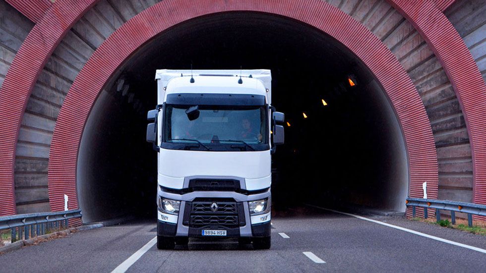 Los camiones tendrán nuevas cabinas en 2020: así serán obligados por la UE
