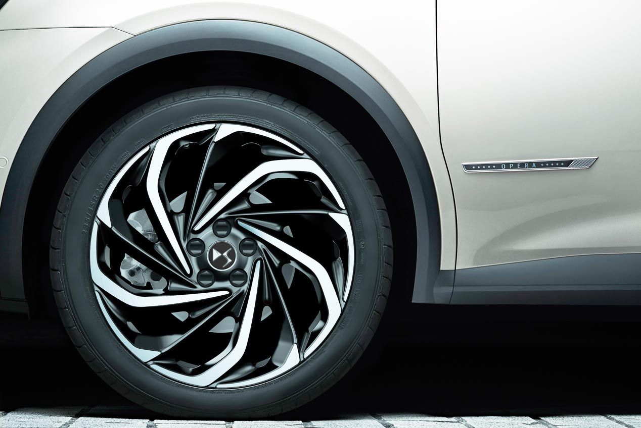 Ya se pueden hacer pedidos de los nuevos DS 3 y DS 7 Crossback E-Tense
