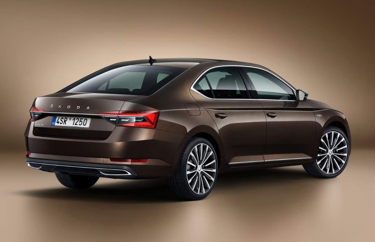 Skoda Superb 2020: las fotos oficiales de la nueva berlina