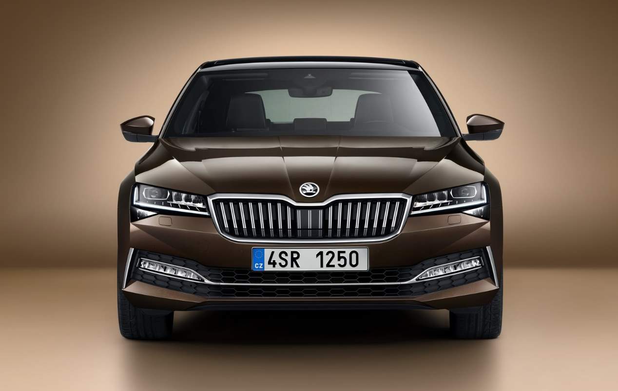Skoda Superb 2020: las fotos oficiales de la nueva berlina