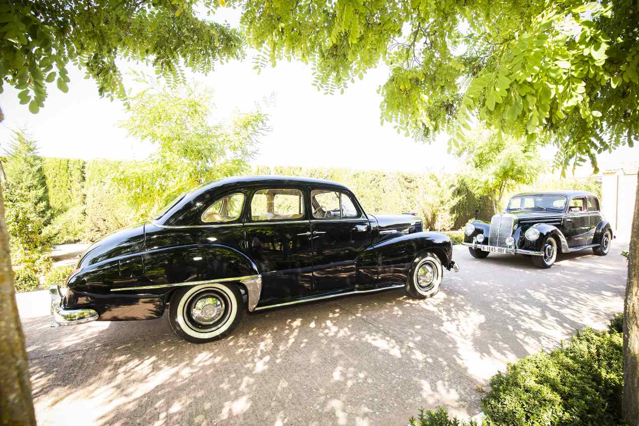 Comparativa: Mercedes Benz 220 vs Opel Kapitän