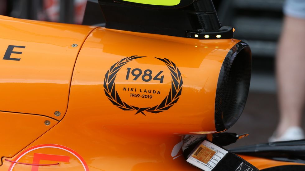 La F1 recuerda a Lauda. En la foto, el McLaren 