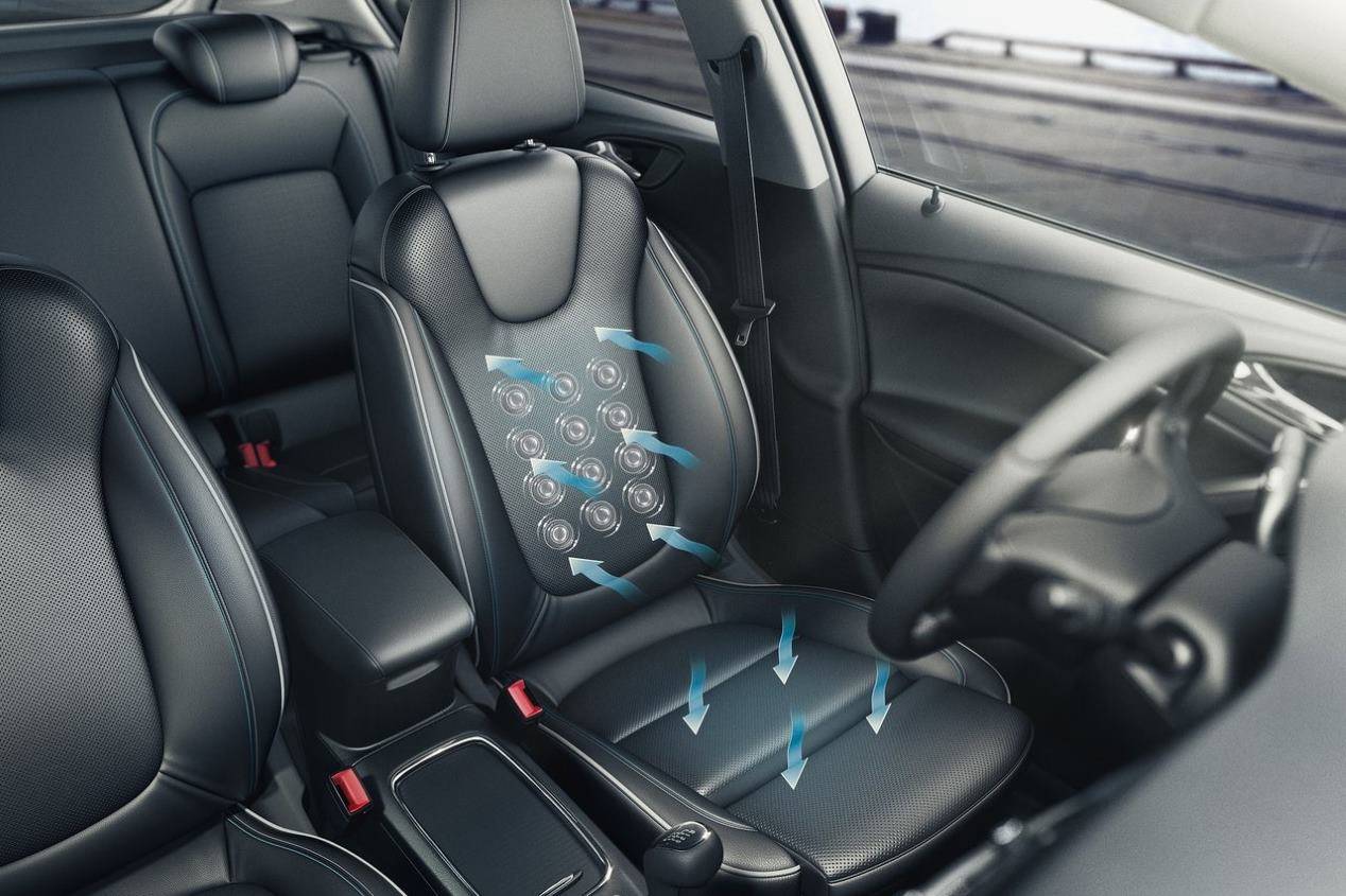 Opel Astra 2019 vs Renault Mégane 2020: los nuevos compactos que llegan
