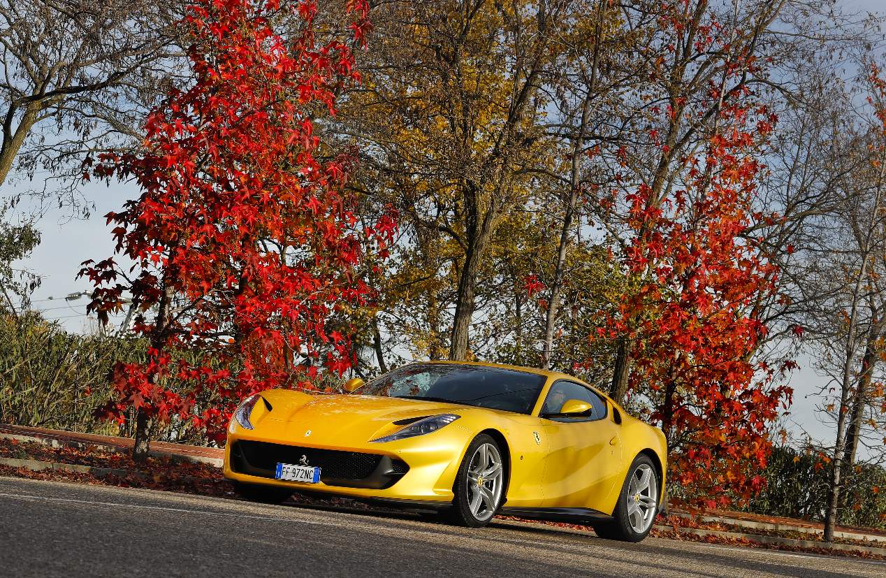 Ferrari 812 Superfast: a prueba el deportivo con motor V12