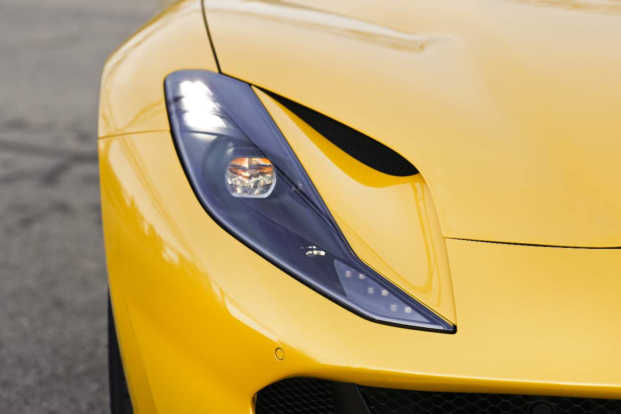 Ferrari 812 Superfast: a prueba el deportivo con motor V12