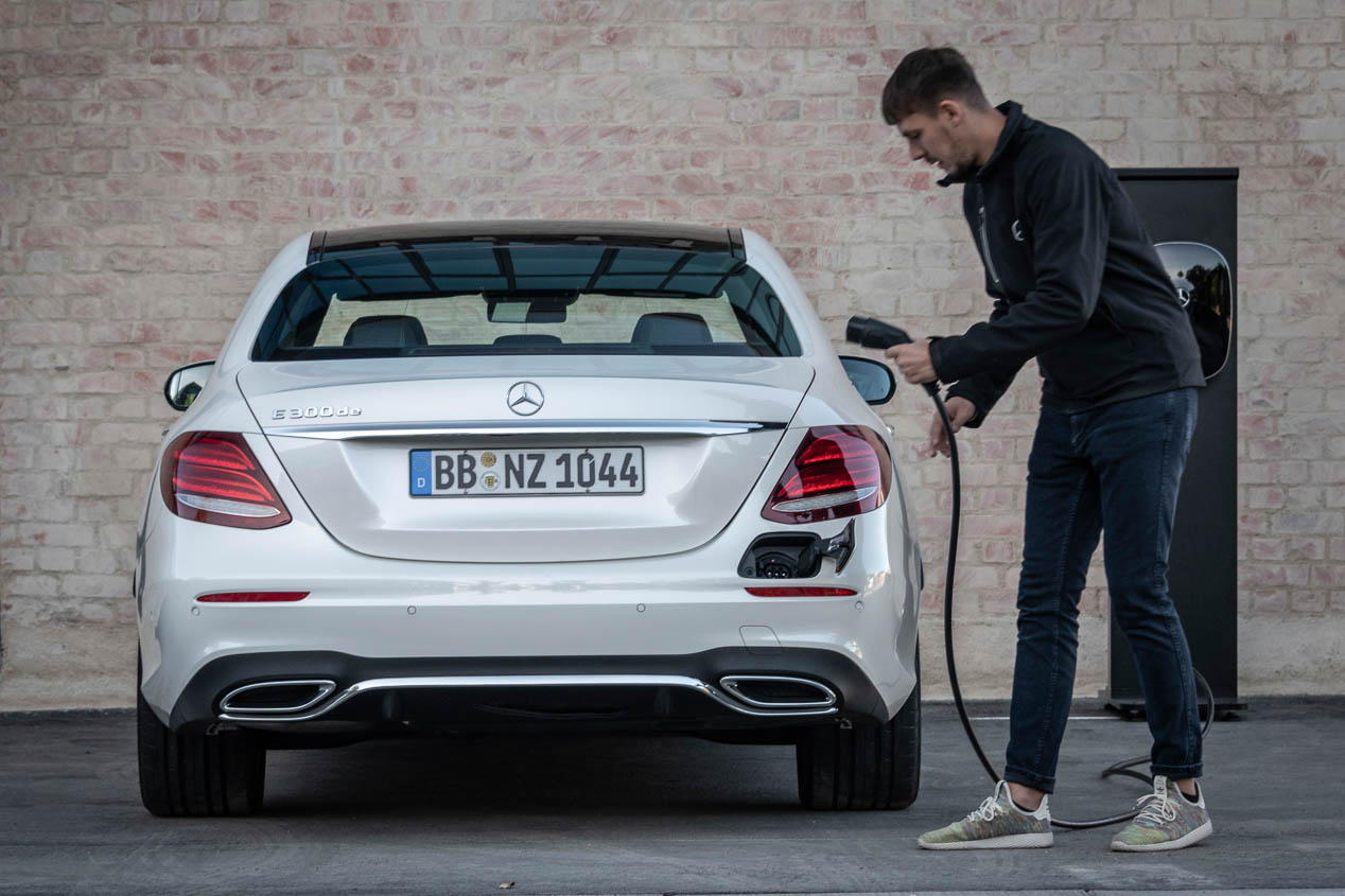 Mercedes E 300 de: así es el híbrido Diesel enchufable de Mercedes