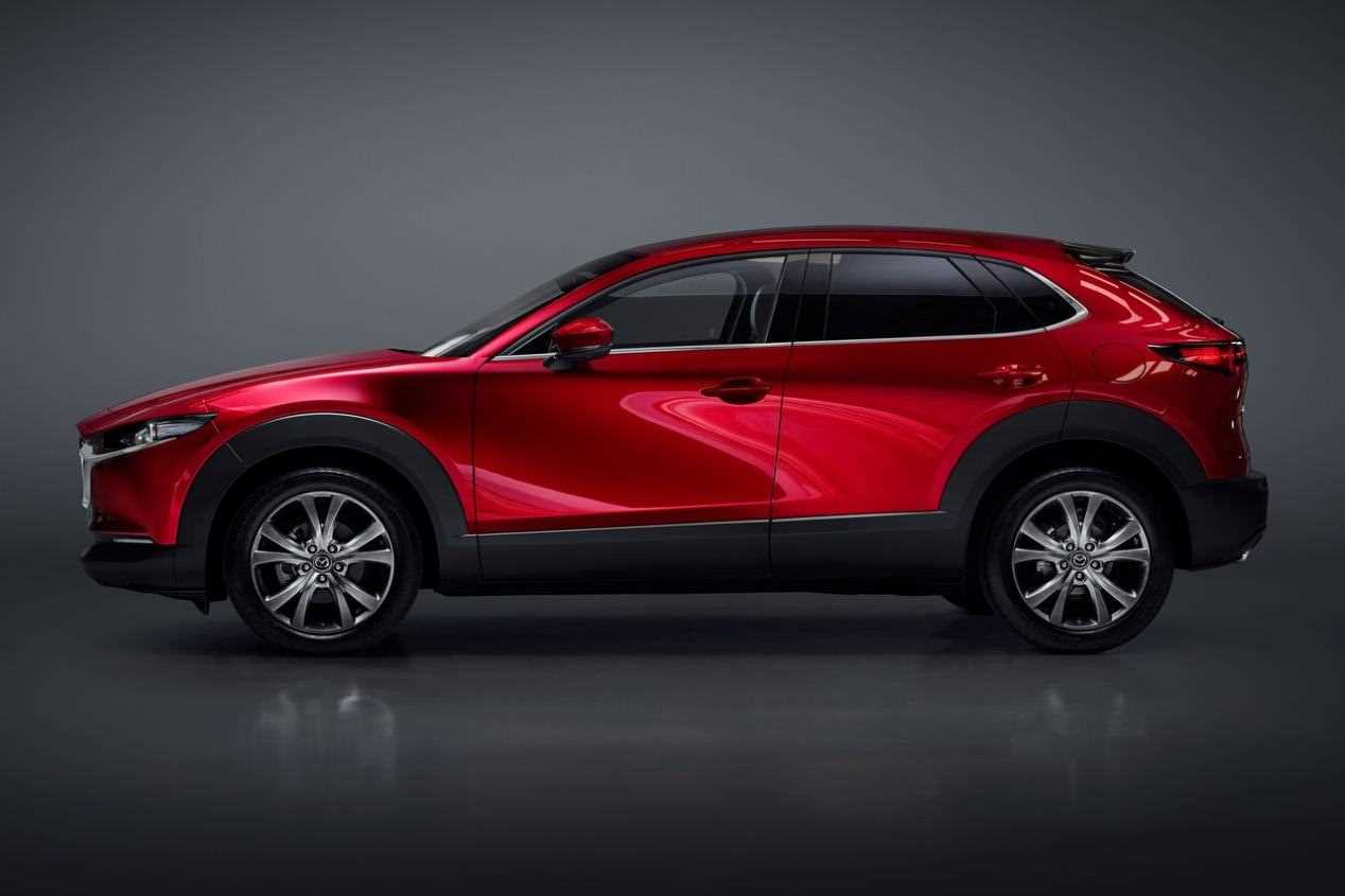 Mazda CX-30 vs Renault Arkana: ¿qué nuevo SUV será mejor?