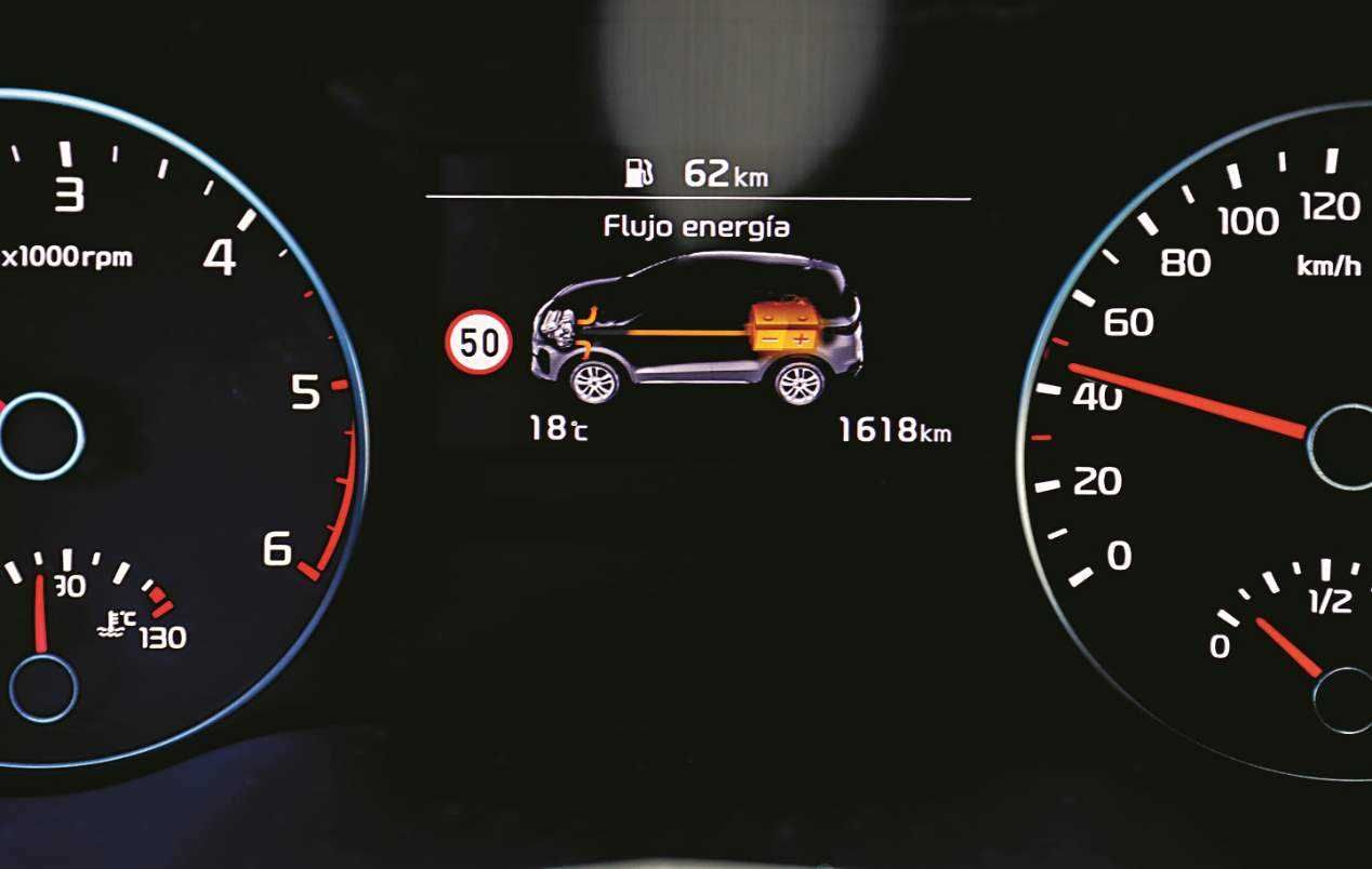 Kia Sportage Híbrido 48V vs Mazda CX-30 M Hybrid: el nuevo duelo SUV micro híbrido que viene