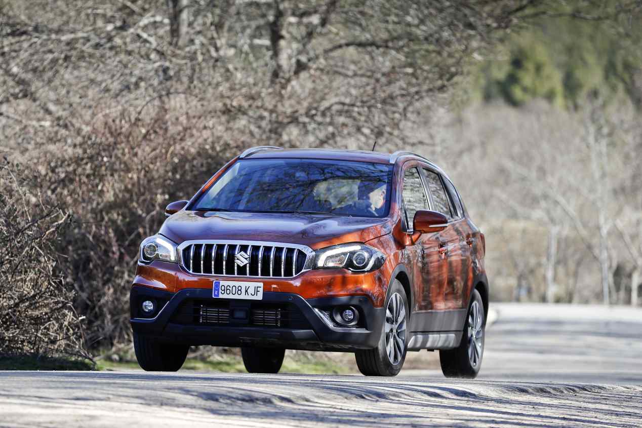 Comparativa: Fiat 500X 1.0 Firefly vs Suzuki S-Cross 1.0 VVT