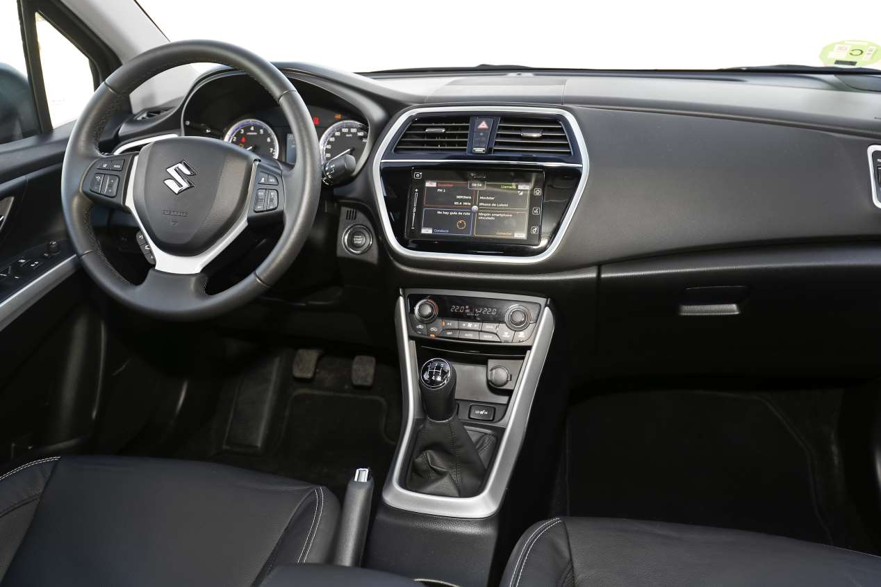 Comparativa: Fiat 500X 1.0 Firefly vs Suzuki S-Cross 1.0 VVT