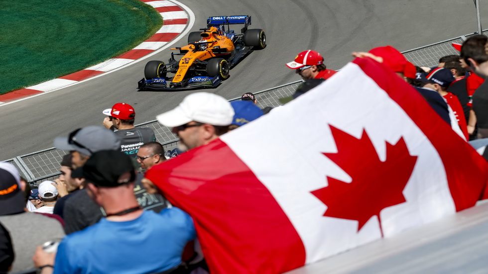 Carlos Sainz durante la segunda sesión libre