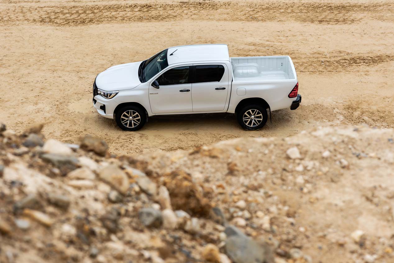Toyota Hilux 2020: seguridad activa, mejor equipamiento y la adaptación a la normativa Euro 6.2 definen al Pick Up de Toyota