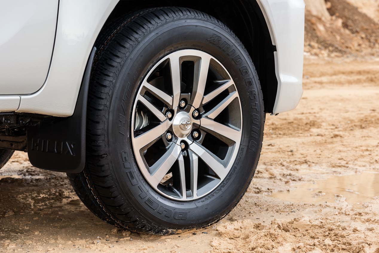 Toyota Hilux 2020: seguridad activa, mejor equipamiento y la adaptación a la normativa Euro 6.2 definen al Pick Up de Toyota