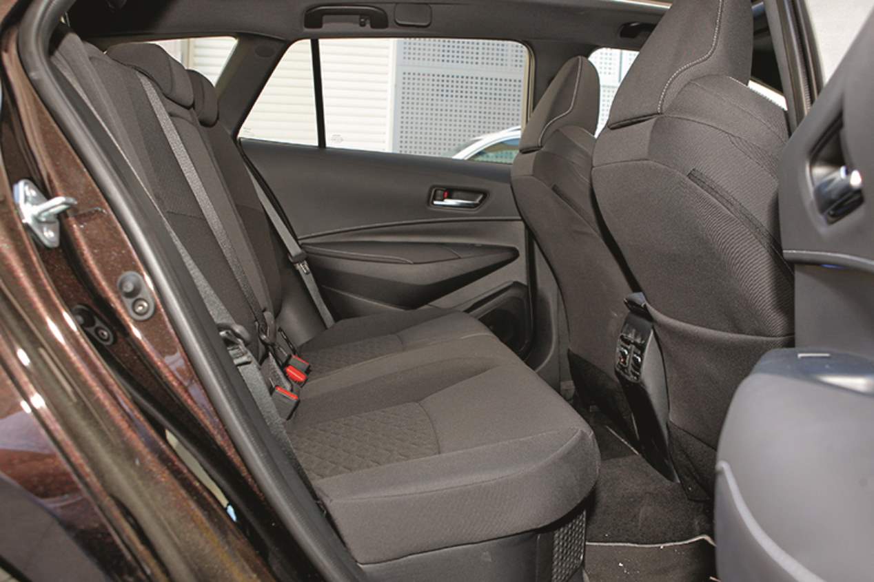 A prueba el Toyota Corolla híbrido en versión familiar