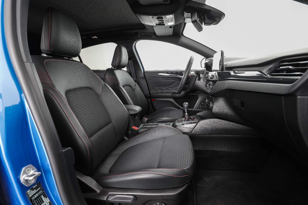 Comparativa: Ford Focus vs Seat León, ¿cuál es mejor?